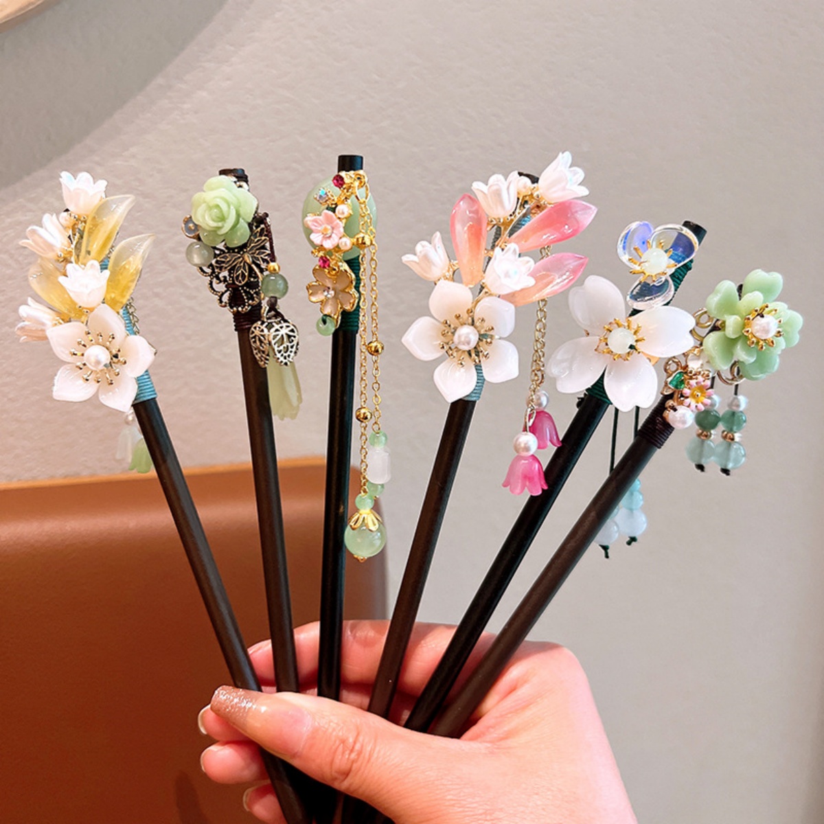 Exquisite Flower Tassel Wooden - Board Game Go review and price